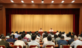 中共天津市委召开党外人士座谈会 征求对经济工作的意见建议