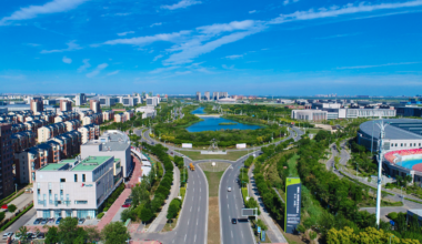 静海区人大教科文卫委视察天津健康产业国际合作示范区