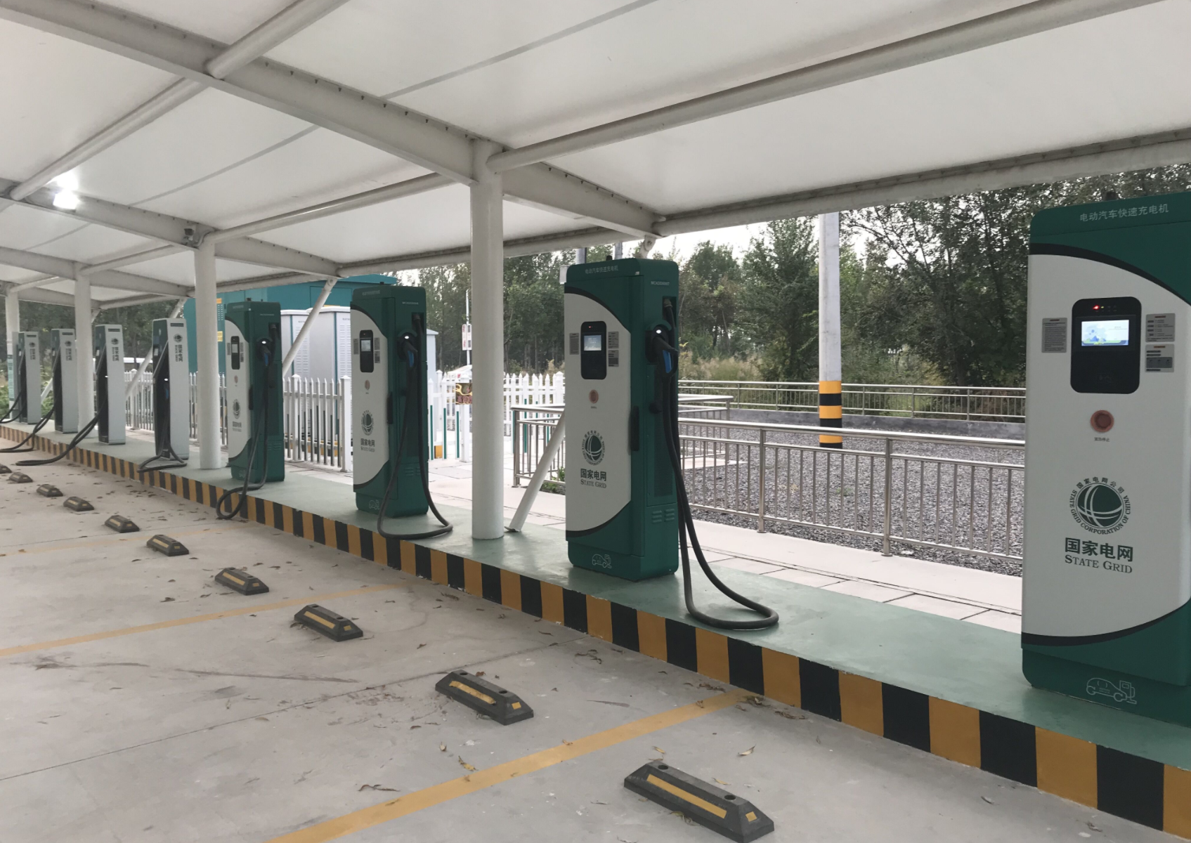 天津将多场景提升居住区充电设施接电服务水平